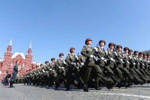 parade 300x199 Двадцать процентов правды [twenty percent of the truth]